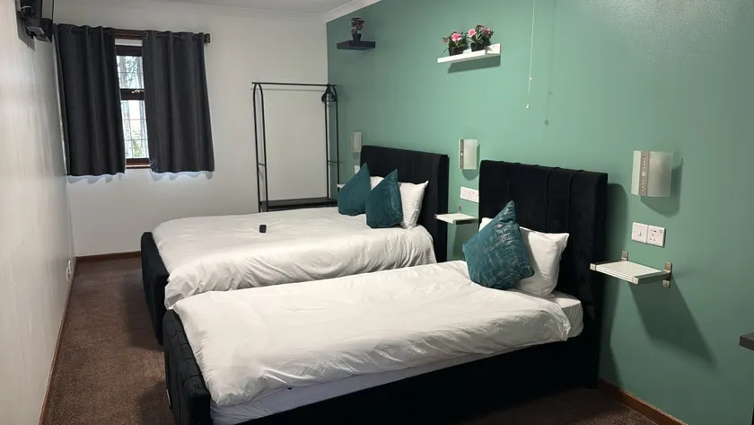 Stay Inn Express, Cambridge - Image 1