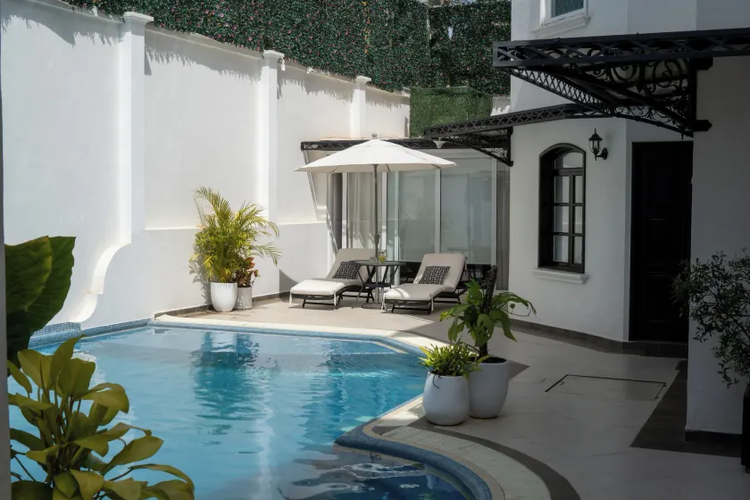 Casa Bonita Hotel & Luxury Residence - Image 1