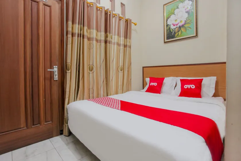 RedDoorz At Villa Akbar 3 - Image 1