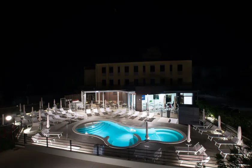 Hotel Ristorante Dante - Image 1