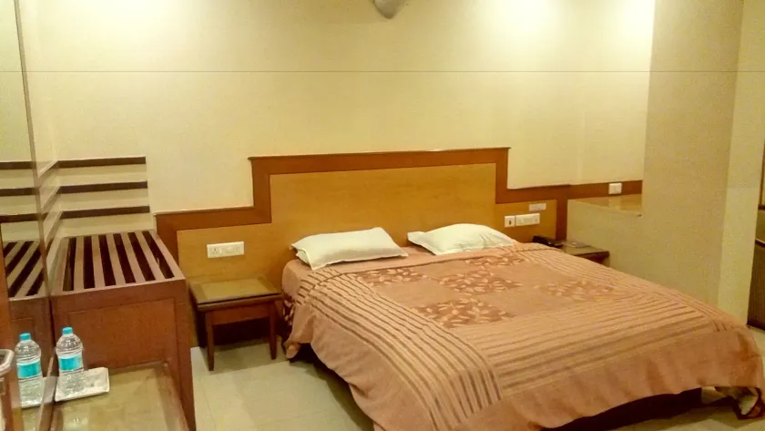 Hotel Kohinoor Square - Image 1