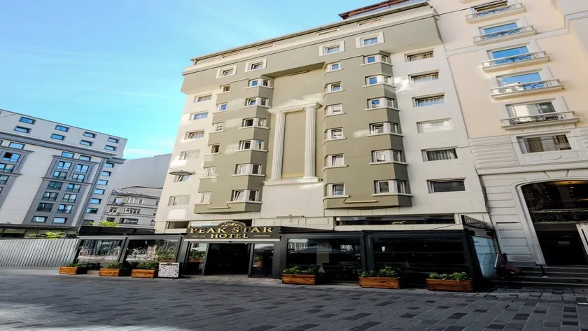 Peak Star Hotel  - Image 1