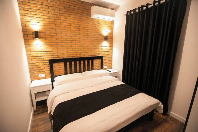 HOTEL SIDI - Free Parking & Breakfast included - Image 1
