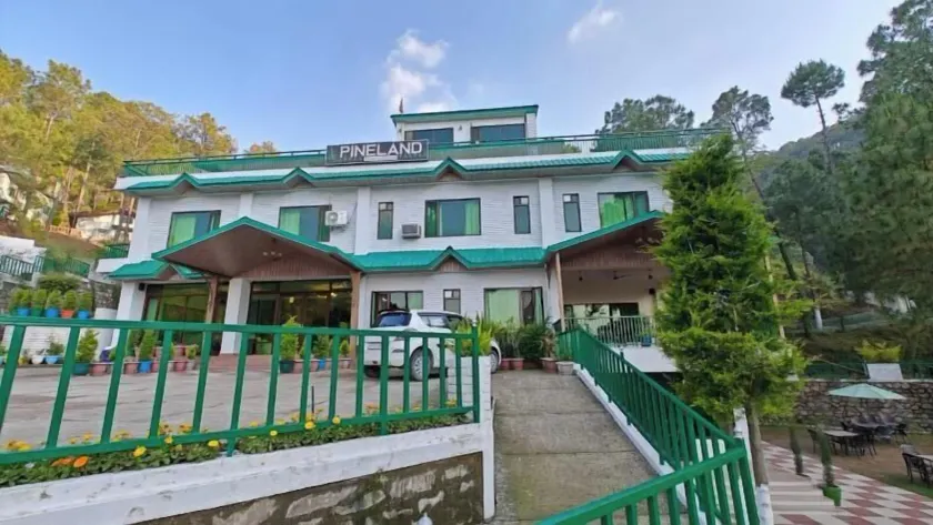 Pineland Resorts & Chalets Kasauli - Image 1