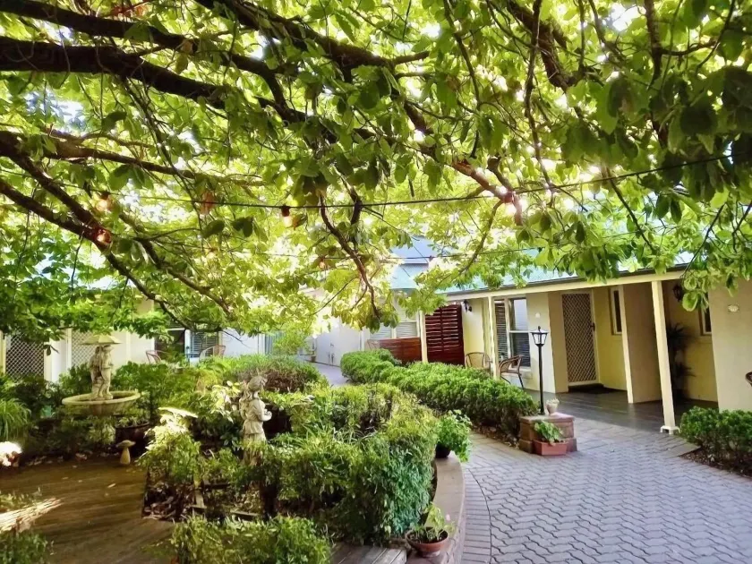Hahndorf Oak Tree Cottages - Image 1