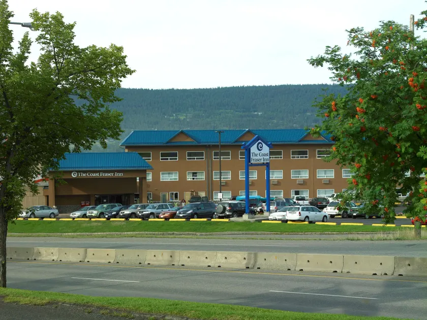 Coast Fraser Inn - Image 1