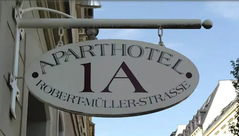 APARTHOTEL 1A - Image 1