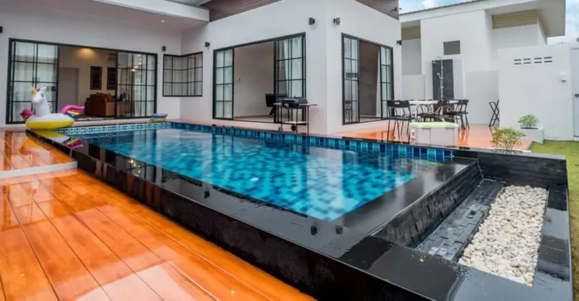 J Pool Villa Huahin - Image 1