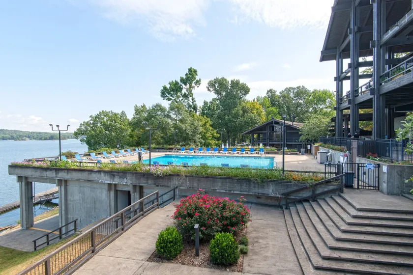 Lake Barkley State Resort - Image 1