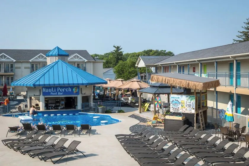 Islander Inn - Image 1
