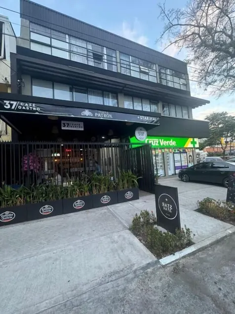 Star AV 37 HOTEL - Image 1