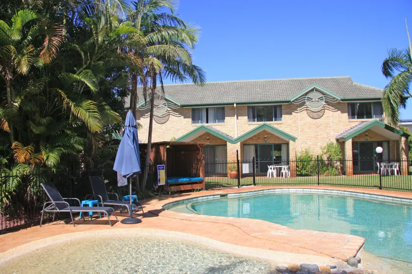 Aqua Villa Holiday Apartments - Image 1