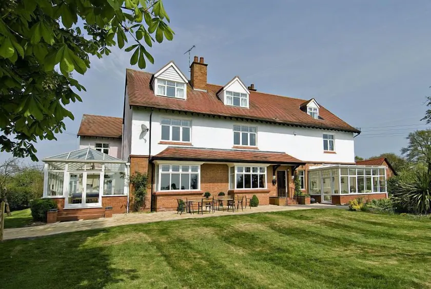 Ashleigh House - Image 1