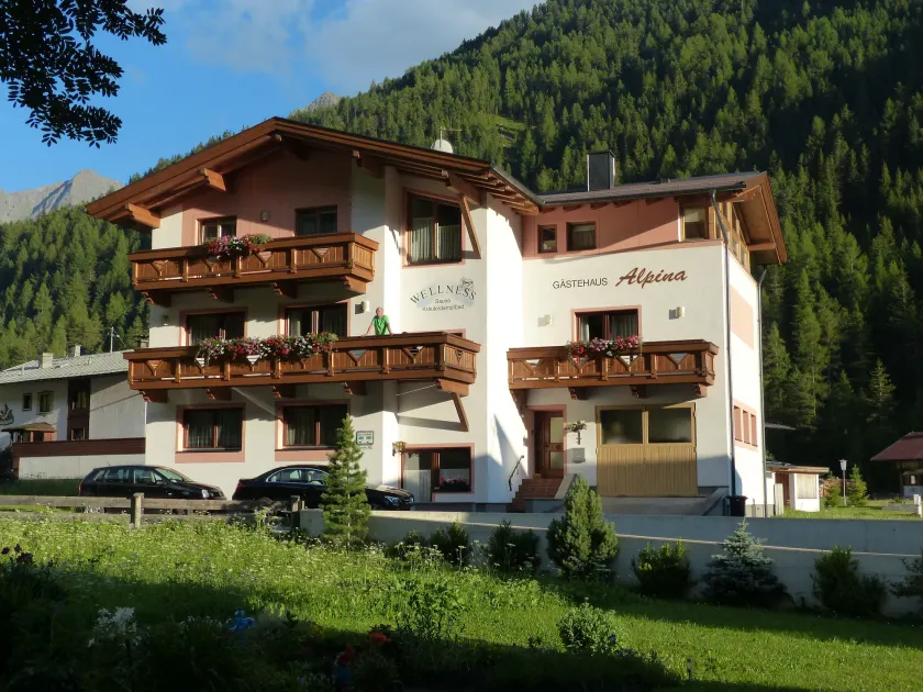 Haus Alpina & Landhaus Schöpf - Image 1