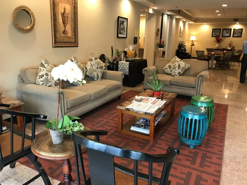 GreenTree Inn & Suites Los Angeles - Alhambra - Pasadena - Image 1