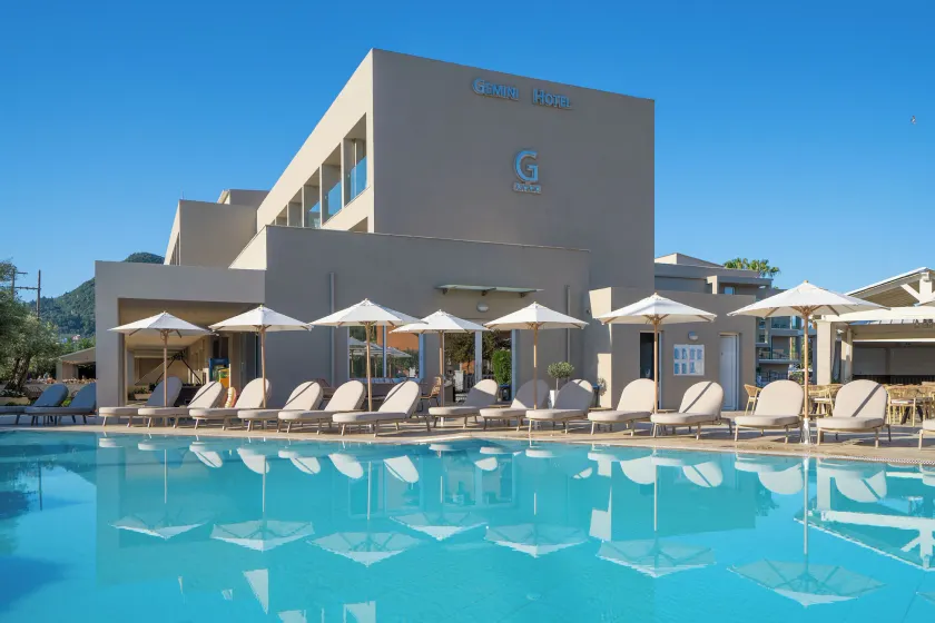 CNic Gemini Hotel - Image 1