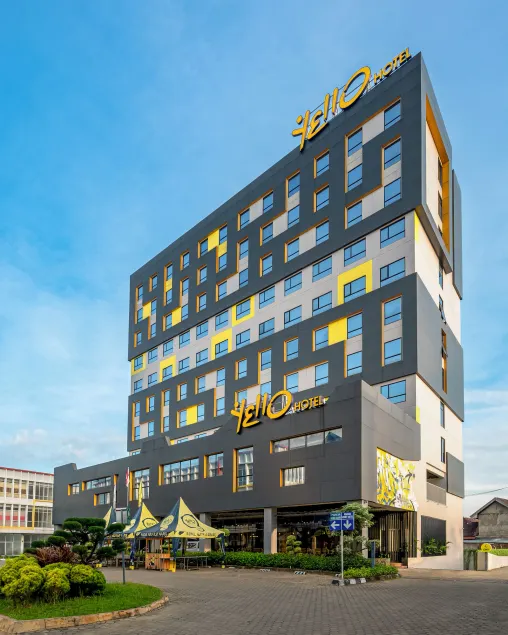 Yello Hotel Jambi - Image 1