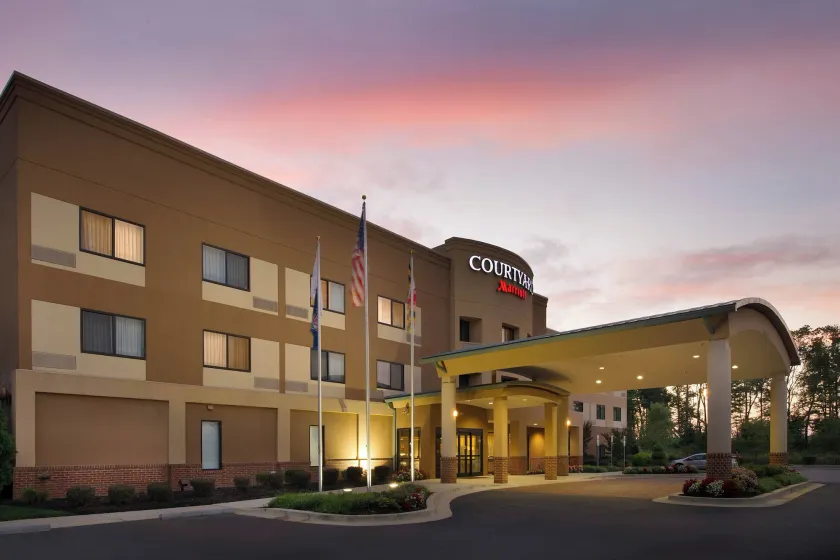 Courtyard by Marriott Waldorf - Image 1