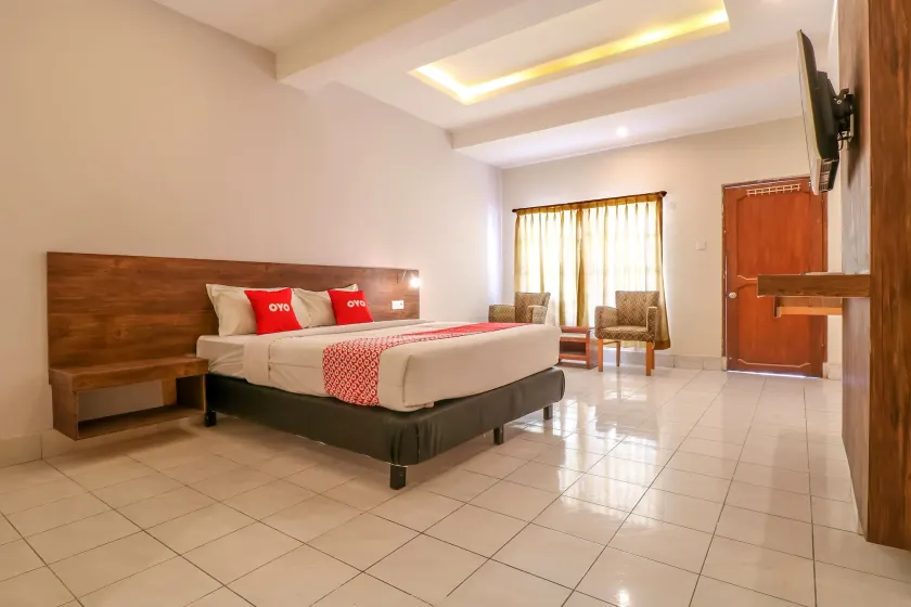 OYO 1384 Pulau Bali Hotel - Image 1