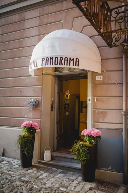 Hotel Panorama - Image 1