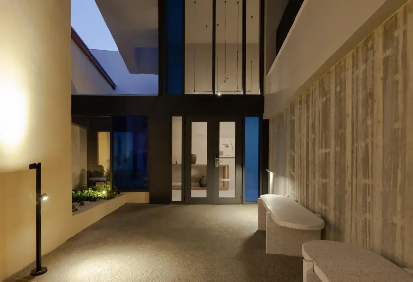Alinea Suites Limassol Center - Image 1