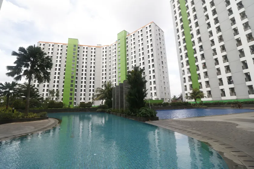 RedLiving Apartemen Green Lake View Ciputat - Pelangi Rooms 2 Tower E - Image 1