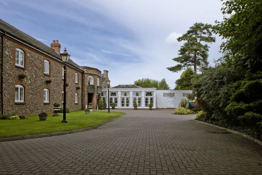 Quorn Country Hotel Leicester - Image 1