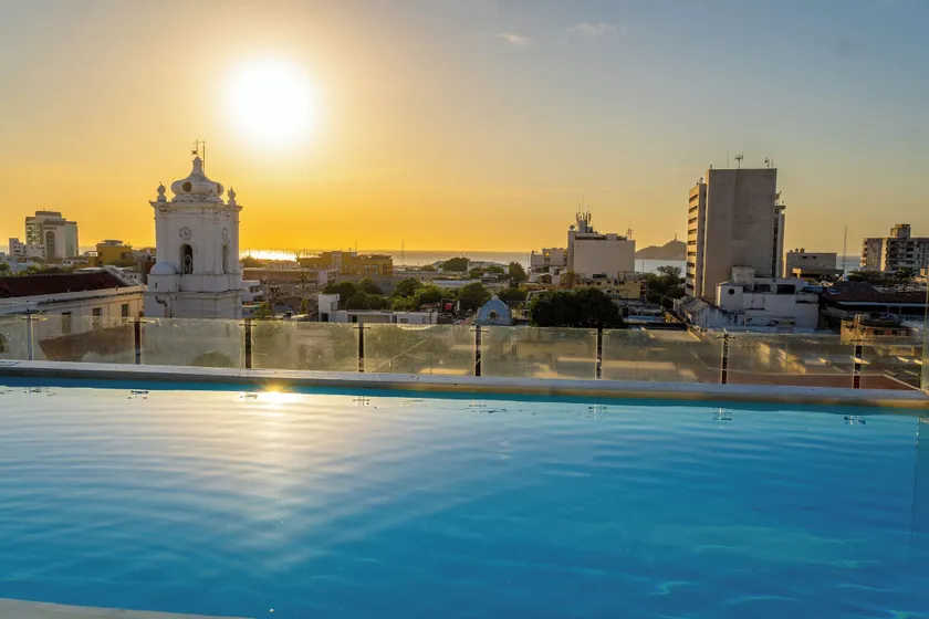 Hotel Catedral Plaza - Image 1