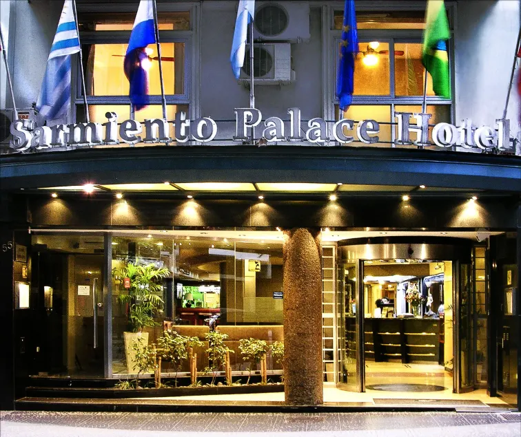 Sarmiento Palace Hotel - Image 1