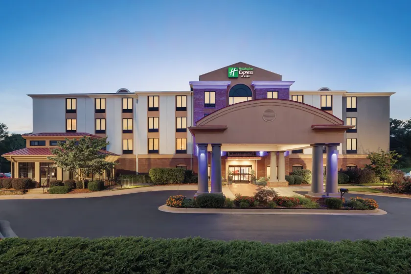 Holiday Inn Express Hotel & Suites Lavonia by IHG - Image 1