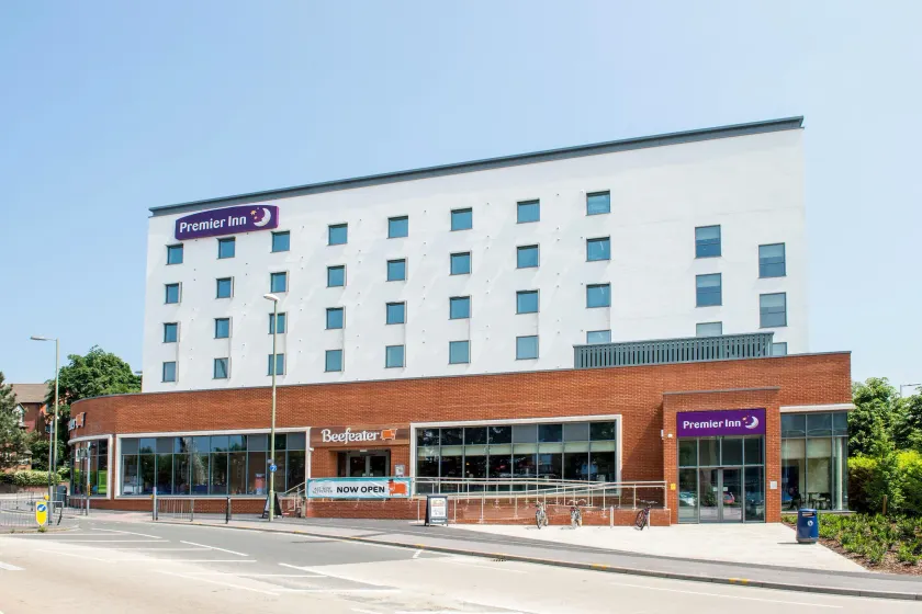 Premier Inn Farnborough Town Centre - Image 1