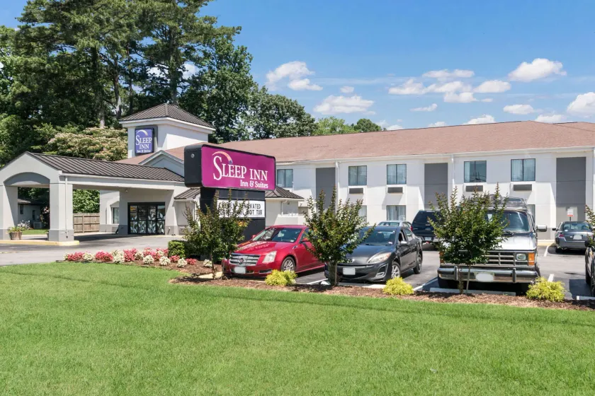 Sleep Inn & Suites Chesapeake - Portsmouth - Image 1
