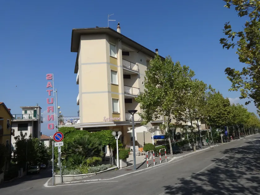 Hotel Saturno - Image 1