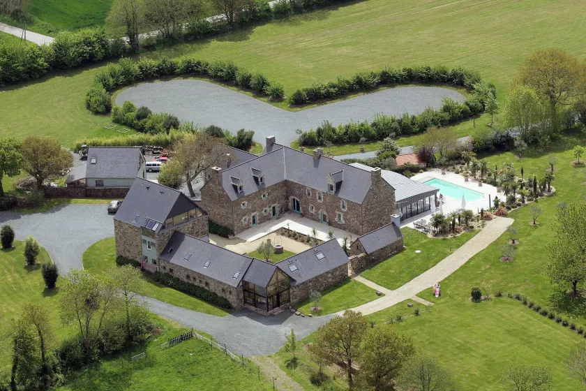 Manoir De Kermodest - Image 1