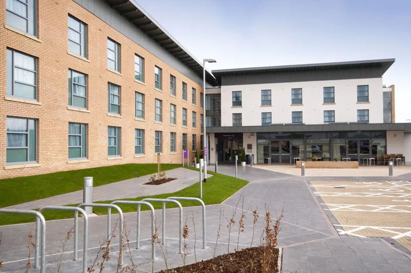 Premier Inn Edinburgh Airport - M9 Jct1 - Image 1