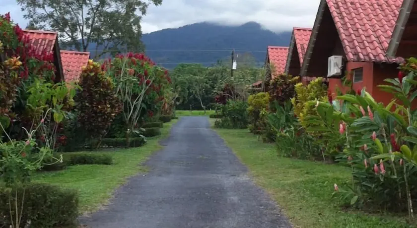Hotel Villas Vista Arenal - Image 1