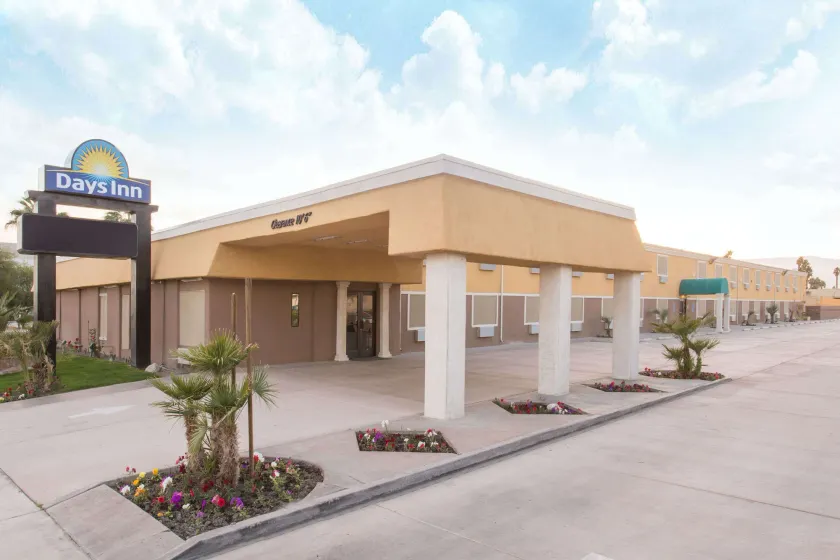 Days Inn by Wyndham Indio - Image 1