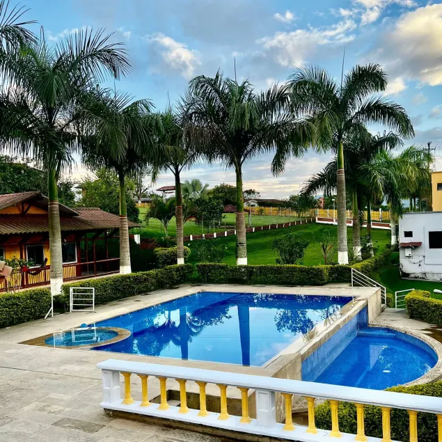 Hotel casa confort - Image 1
