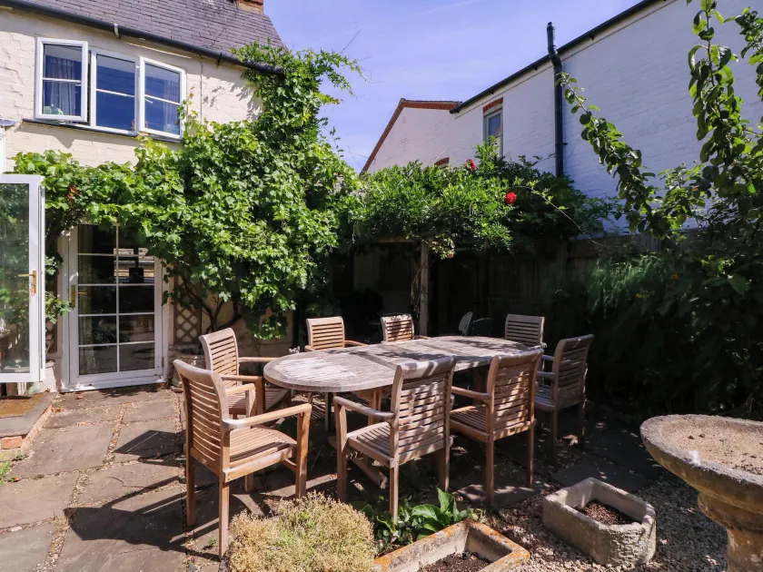 Vine Cottage - Image 1