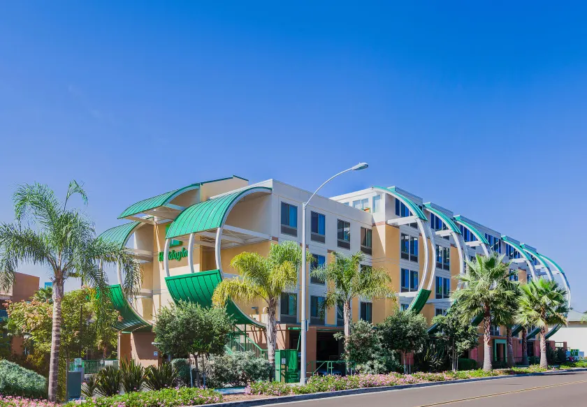 Holiday Inn Oceanside Marina Camp Pendleton by IHG - Image 1