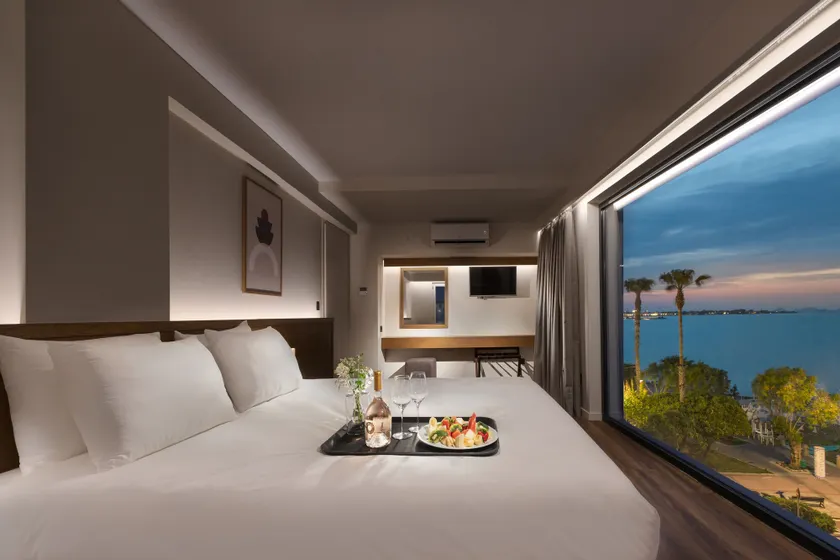 Kos Divine Hotel & Suites - Image 1