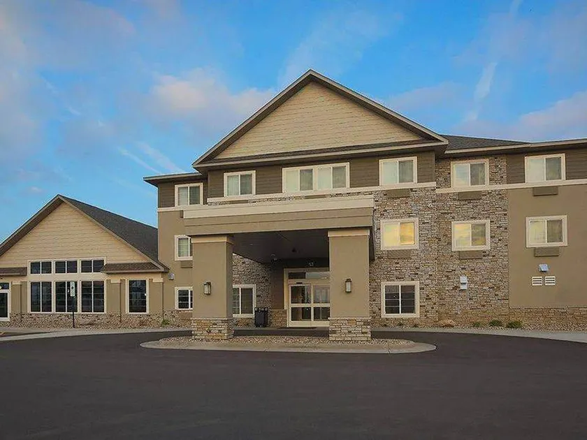 Gateway Park Hotel and Suites - Sioux Falls -Tea - Image 1