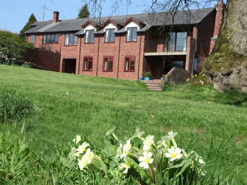Lower Thornton Farm - Image 1