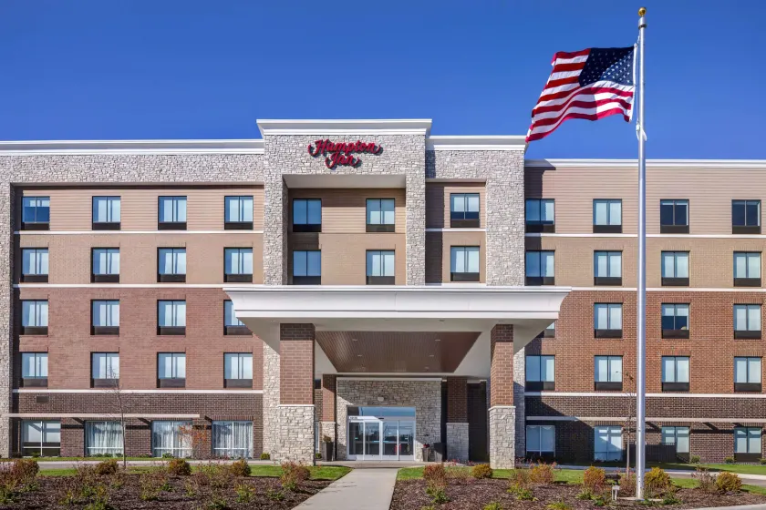 Hampton Inn Chicago Orland Park - Image 1