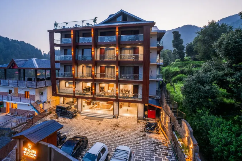 Alt life Luxe - Himalayan Crown - Upper Bhagsu Mcleodganj - Image 1
