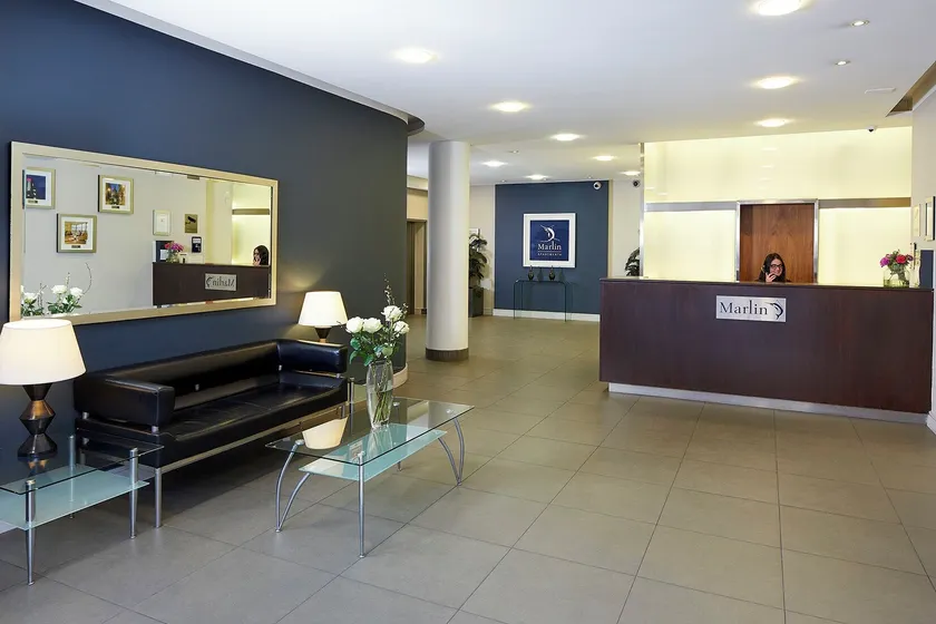Marlin Aldgate Tower Bridge - Hall