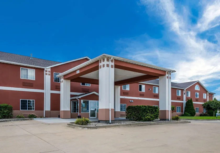 Rodeway Inn Urbana Champaign University Area - Image 1