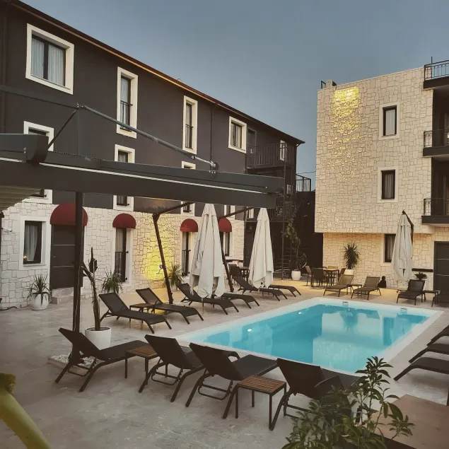 Er Turistik Otel - Image 1