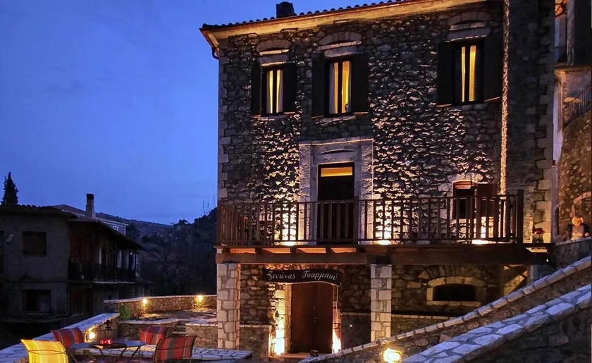 Tsarbou Guesthouse - Image 1
