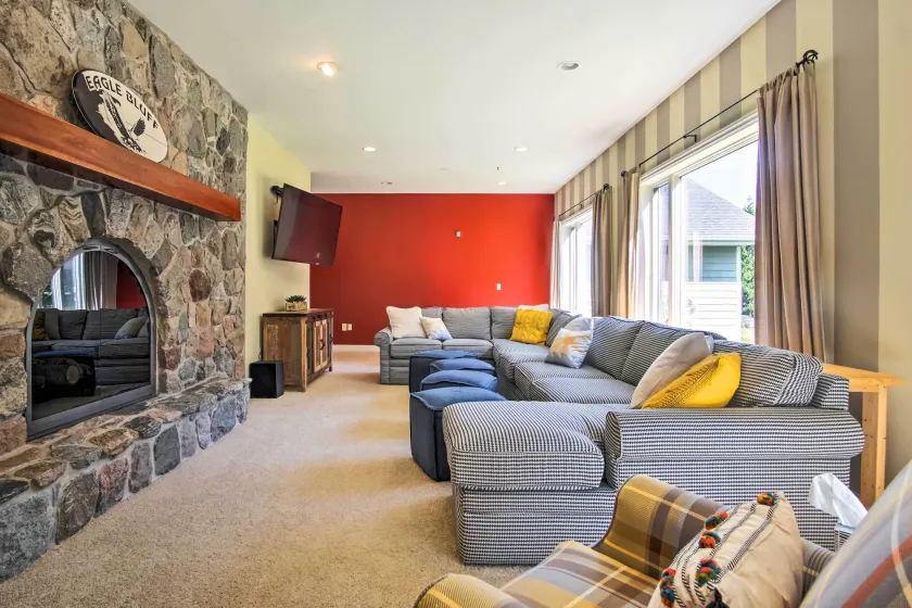 7-Acre Coastal Michigan Home m / boblebad og sauna! - Image 1